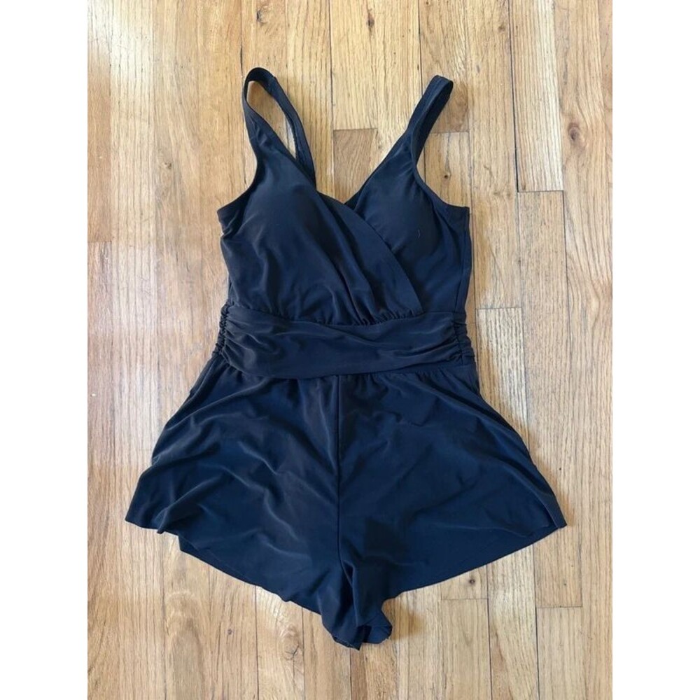 Vanishing act black size 8 romper bathing suit